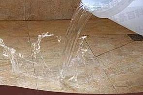鹤城漏水维修 免砸砖防水材料该如何施工